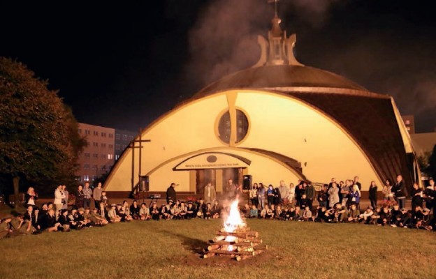 Druga część stalowowolskich obchodów odbyła się przed świątynią