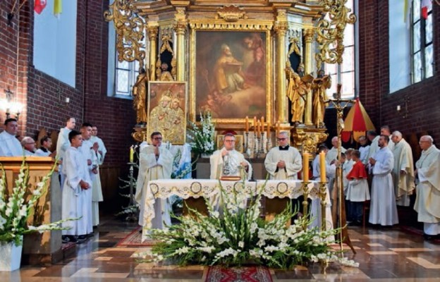 Mszy św. w grudziądzkiej bazylice przewodniczy bp Wiesław Śmigiel