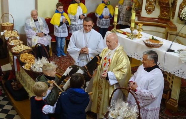 Uroczysta Msza św. w kościele w Kotli