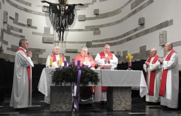 Mszy św. przewodniczył ks. Marian Goral, bratanek Błogosławionego Biskupa  