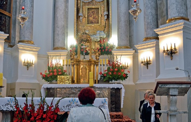 Matka Boża Chełmska od wieków otoczona jest czcią wiernych