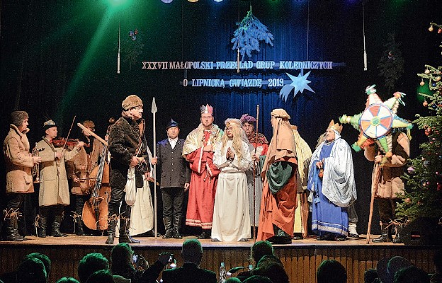 Na lipnickiej scenie nie zabrakło scen bożonarodzeniowych – tutaj Mędrcy ze Wschodu u króla Heroda