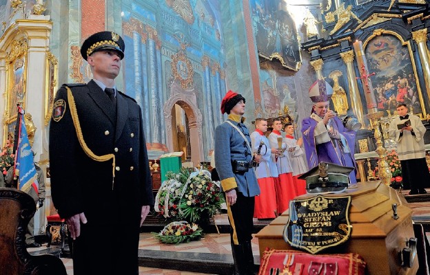 Podczas uroczystości pogrzebowych