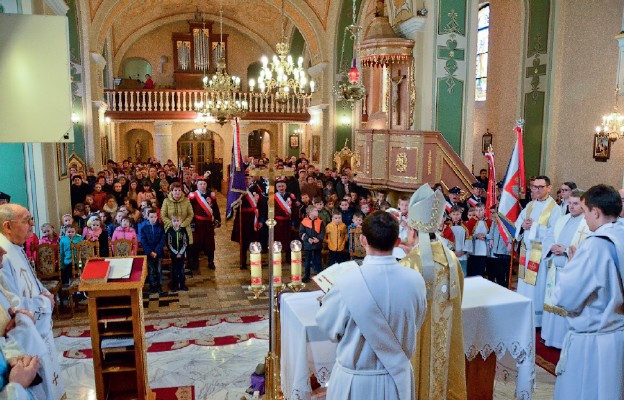 Liturgii przewodniczył Biskup Ordynariusz