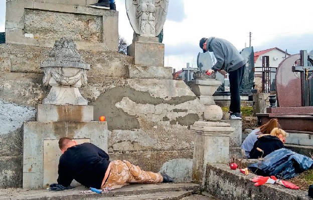 Zadbali o ślady polskiej chwały