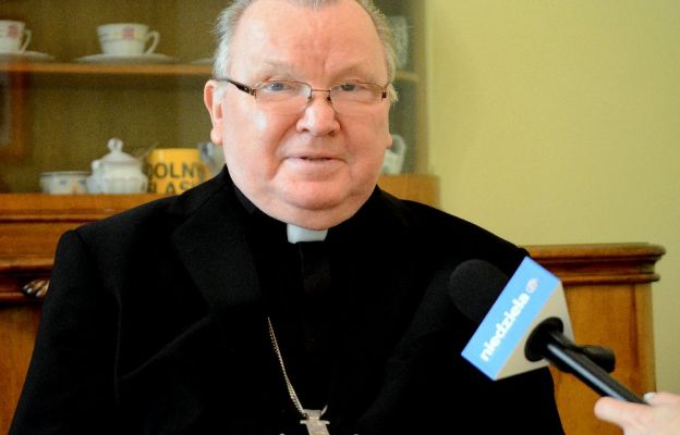 Abp Marian Gołębiewski, biblista i inicjator powstania w Polsce Dzieła Biblijnego im. Jana Pawła II