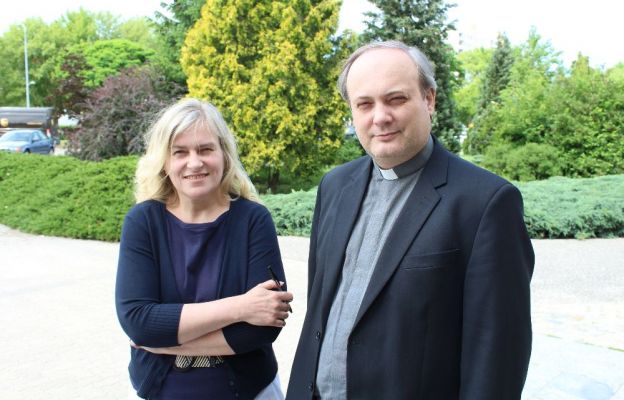 Małgorzata Nawrocka i ks. dr Mariusz Terka
