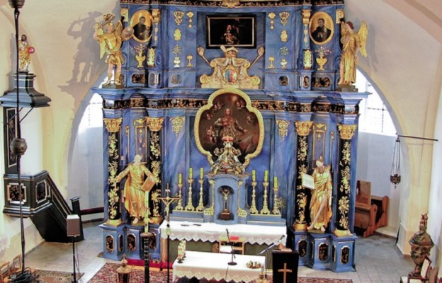 Ołtarz główny z kościoła
w Wyszanowie z dawnego
kościoła jezuickiego