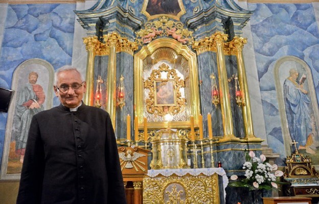 – Chciałem, żeby to nie był tylko fajerwerk, który wybuchnie i zgaśnie – mówi o jubileuszu koronacji obrazu Matki Bożej Myślenickiej ks. Zdzisław Balon 
i zaprasza na uroczystości