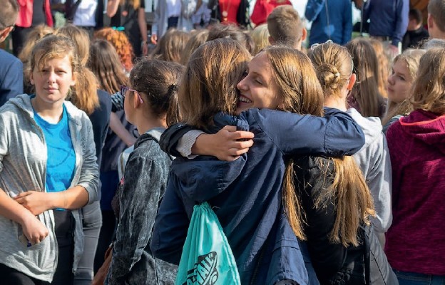 Czas spotkania z dawno niewidzianymi znajomymi