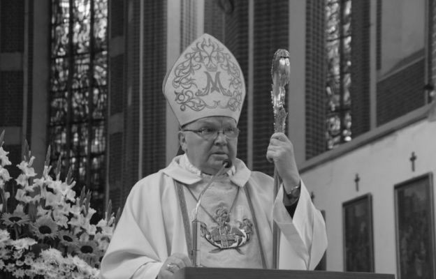 Abp Marian Gołębiewski