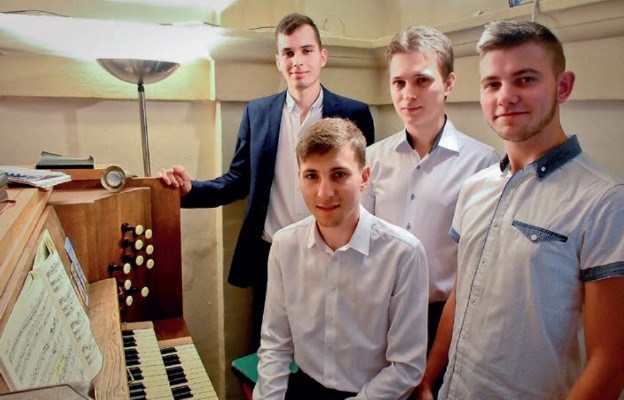 Laureaci konkursu organowego w Krasnobrodzie