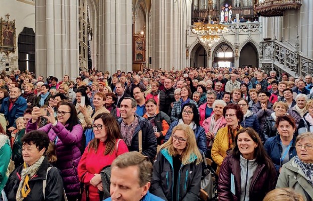 Katedra w Koszycach była pełna pielgrzymów z Polski