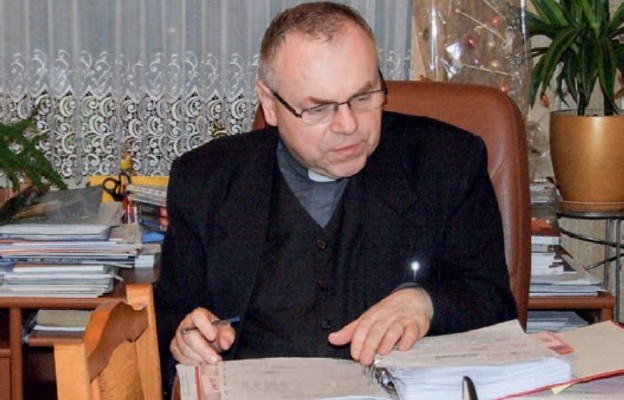 Ks. dr Stanisław Słowik kieruje kielecką Caritas od 30 lat