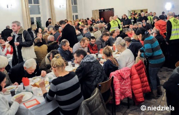 Kiedy jesteśmy razem, potrafimy przezwyciężyć każdą biedę i mamy więcej nadziei – to przesłanie wigilii dla potrzebujących