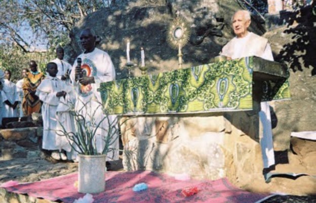 O. Pacyfik Czachor OFM, misjonarz pochodzący z naszej diecezji, od 1971 r. pracował w DR Kongo, teraz posługuje w rzeszowskim kościele Bernardynów