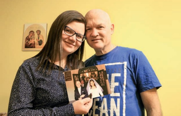 Ola i Janek Spustkowie, małżonkowie od 7 lat, rodzice 6-letniego Stasia, fani podróżowania na dwóch kółkach