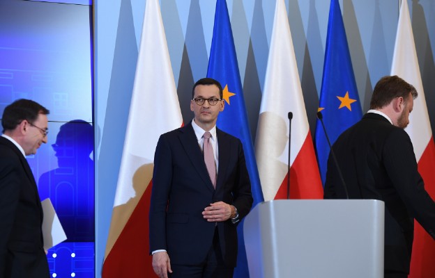 Premier Morawiecki na konferencji prasowej