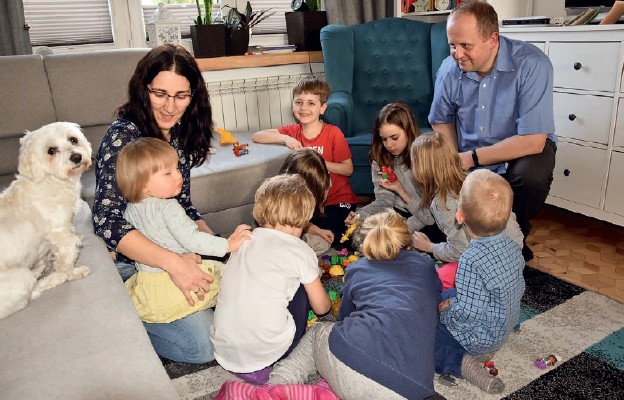 Rodzinny Dom Dziecka prowadzony przez państwa Hannę i Andrzeja Stokowskich
