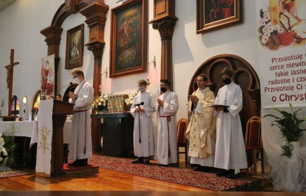 Podczas Eucharystii w parafii Świętej Trójcy we Wrocławiu