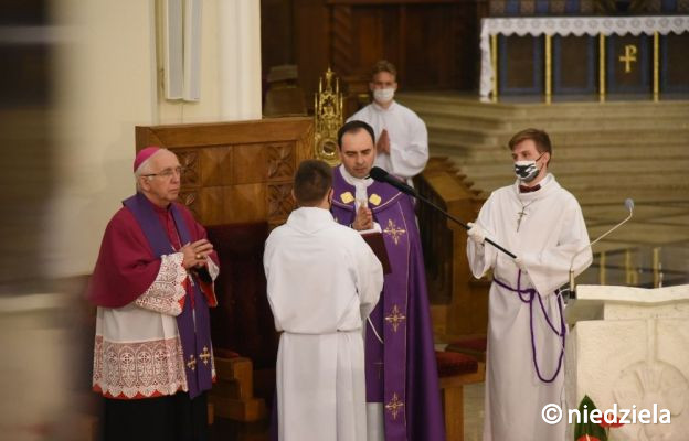 Ks. Marciniec: Bóg chce zrobić z naszego życia historię zbawienia