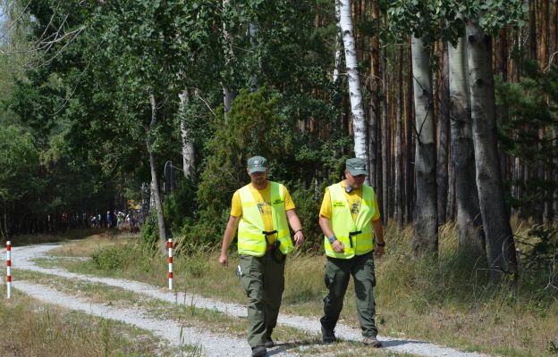 Porządkowi Świdnickiej Pieszej Pielgrzymki na Jasną Górę