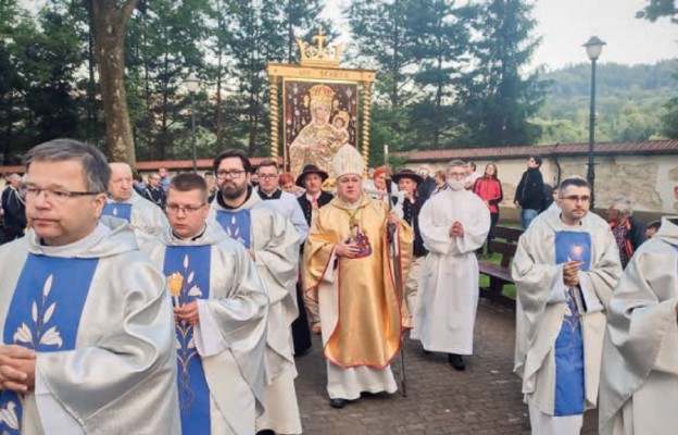 Procesja w końcu mogła odbyć się bez przeszkód