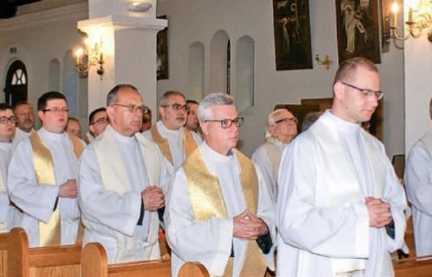 W pielgrzymce uczestniczyli kapłani ze wszystkich stron diecezji