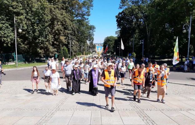 Pielgrzymi z Torunia dotarli na Jasną Górę