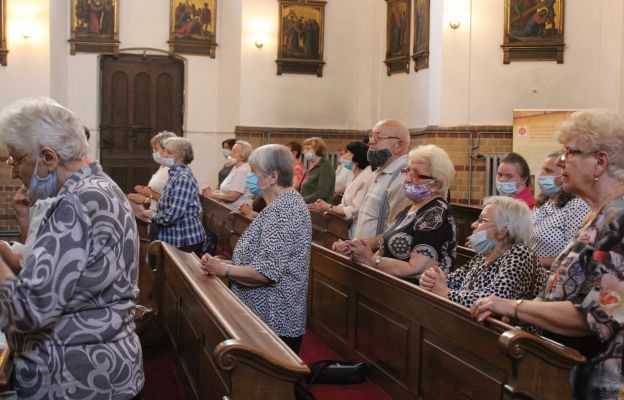 Na odpust przybyły głównie osoby znające historię świątyni.