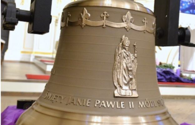 „Św. Roch” i „św. Jan Paweł II”. Nowe dzwony w Gliniance