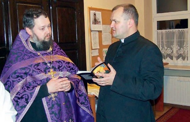 Katolicki ks. Jarosław Lipniak i prawosławny ks. Piotr Nikolski od wielu lat żywo
angażują się w tydzień ekumeniczny organizowany w naszej diecezji