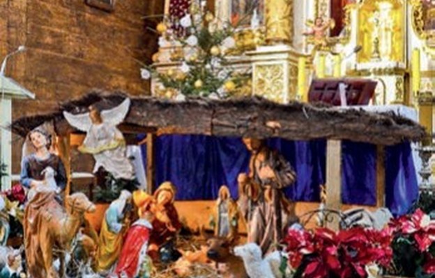 Dekoracja świąteczna w sanktuarium