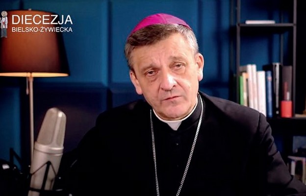 Biskup ordynariusz w internetowym słowie do tegorocznych abiturientów