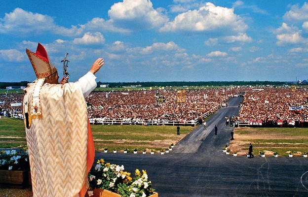 „Dziesięć słów Jana Pawła II” – internetowa akcja przypomni papieską pielgrzymkę z 1991 r.