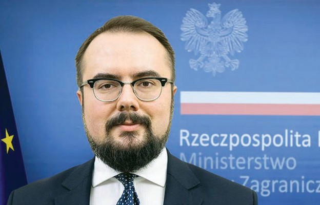 Min. Paweł Jabłoński - adwokat, podsekretarz stanu ds. współpracy ekonomicznej, rozwojowej oraz polityki afrykańskiej i bliskowschodniej