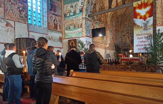 Czuwanie w sanktuarium św. Jakuba Apostoła w Małujowicach 