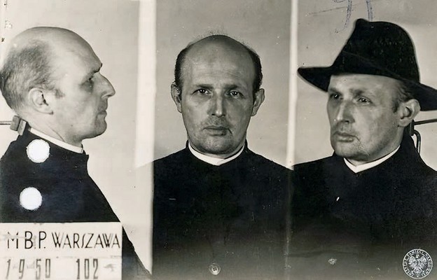 O. Tomasz Rostworowski – zdjęcie wykonane po aresztowaniu przez ubeków