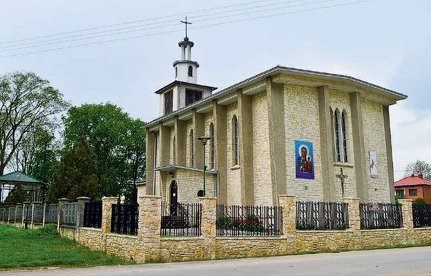 Kościół Matki Bożej Częstochowskiej w Skorczowie