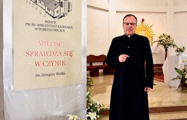 Ks. Dariusz Sieradzy zaprasza parafian na jubileusz