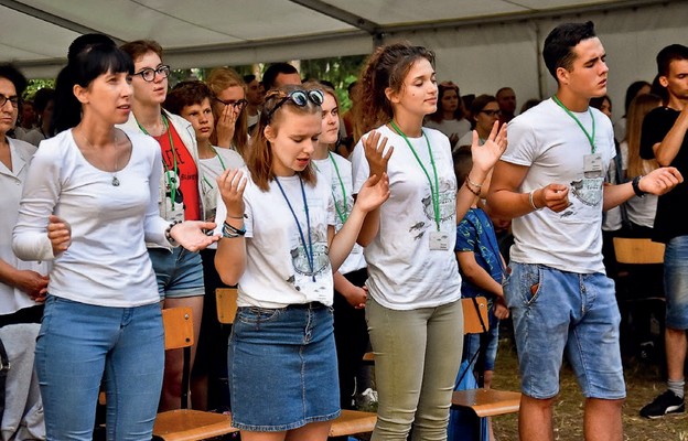 Formacja młodzieży przynosi piękne owoce