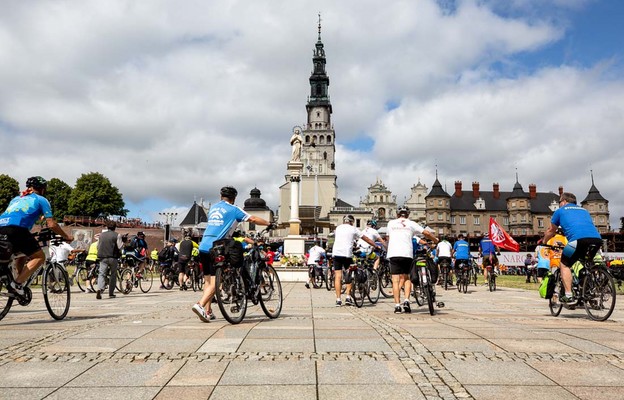 Rowerowa pielgrzymka na Jasną Górę