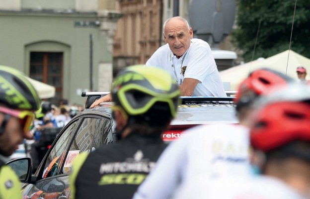 Czesław Lang zaprasza na Mszę św. podczas Tour de Pologne