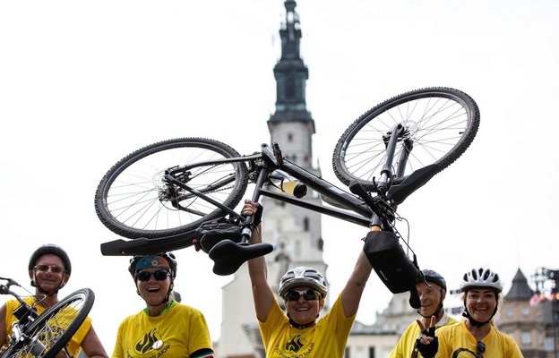 Ruszyły zapisy na pielgrzymkę rowerową