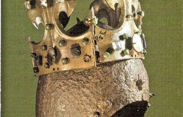 Sandomierska korona hełmowa