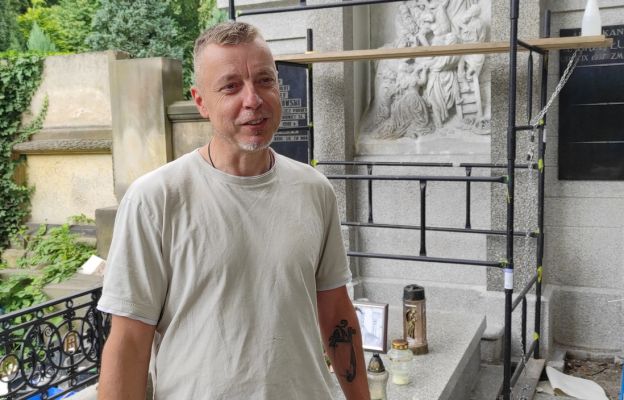 Renowację grobowca paulini powierzyli Piotrowi Gierlasińskiemu – dyplomowanemu konserwatorowi