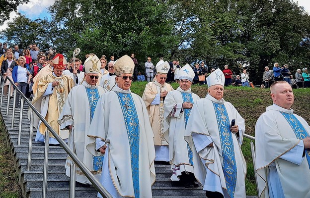 Sumie odpustowej przewodniczył bp Jan Sobiło