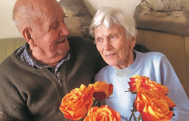 72 lata idą razem przez życie!