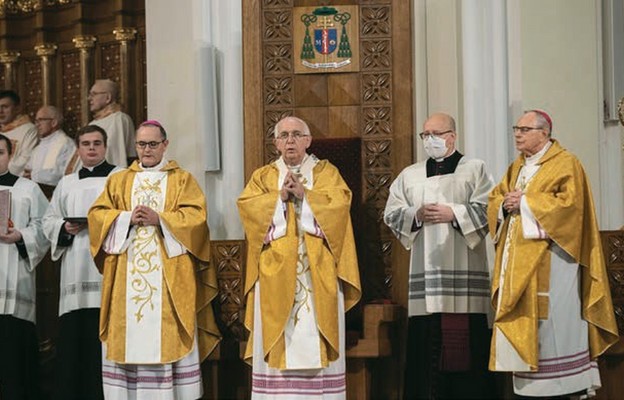 Synod to czas wspólnej drogi i troski – mówił abp Depo