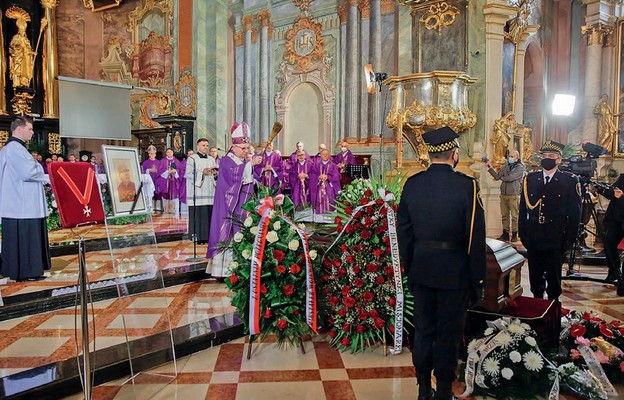 Podczas uroczystości pogrzebowych w archikatedrze lubelskiej